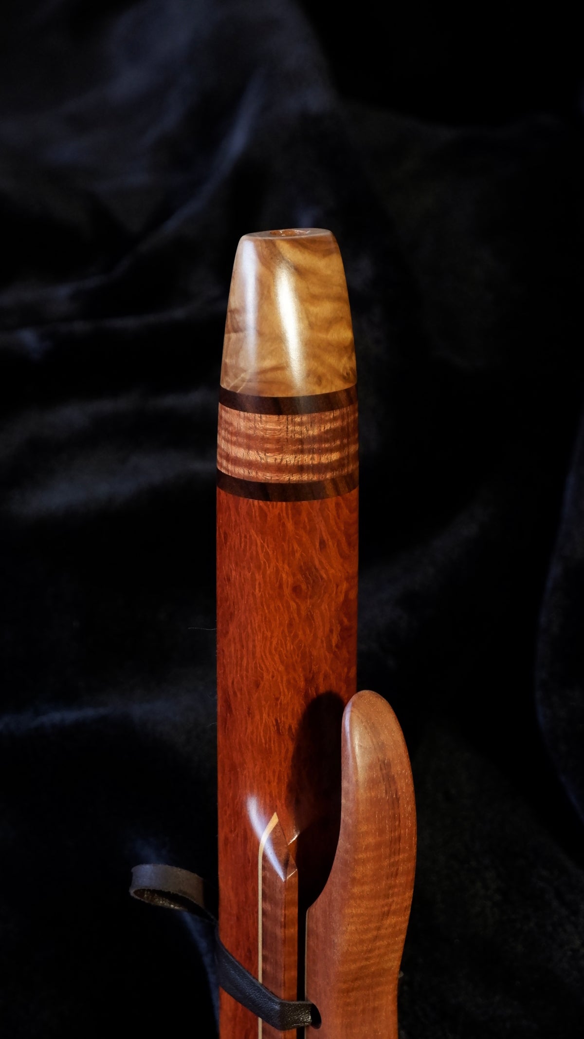 Lace Sheoak Flute - E 432Hz