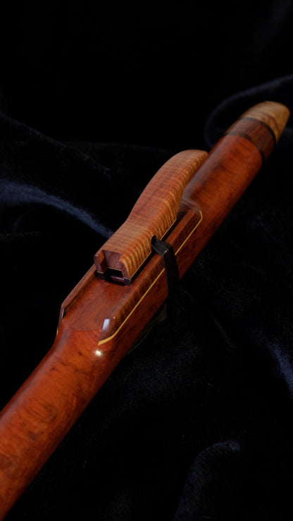 Lace Sheoak Flute - E 432Hz