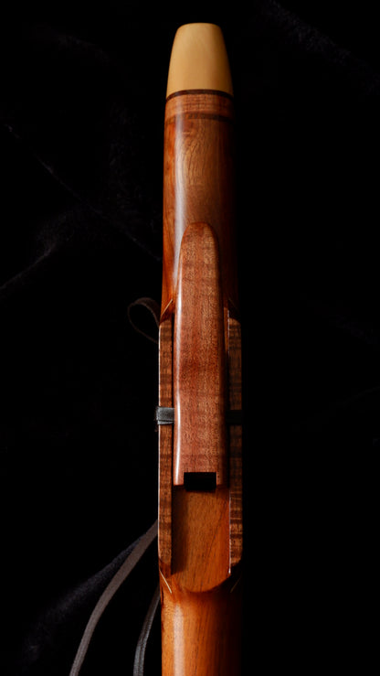 Australian Red Cedar Flute - Low D 432Hz