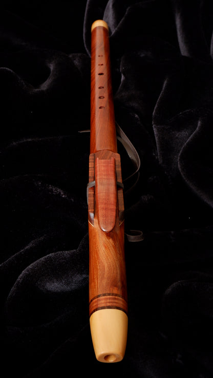 Australian Red Cedar Flute - Low D 432Hz