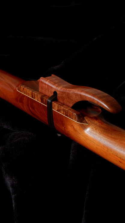 Australian Red Cedar Flute - Low D 432Hz