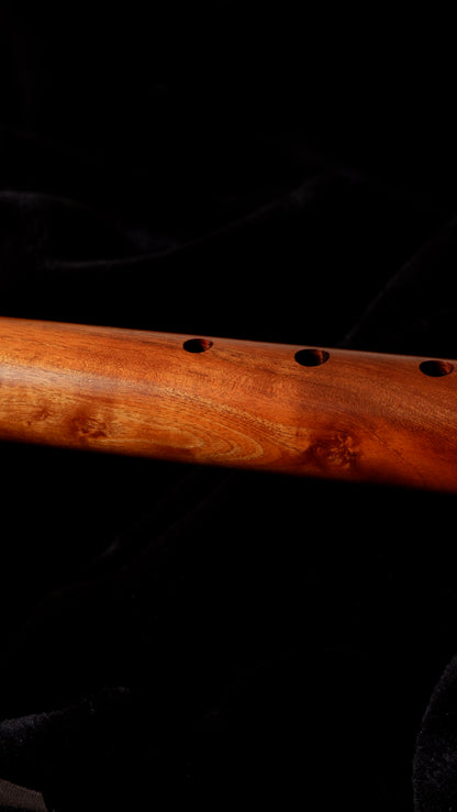 Australian Red Cedar Flute - Low D 432Hz