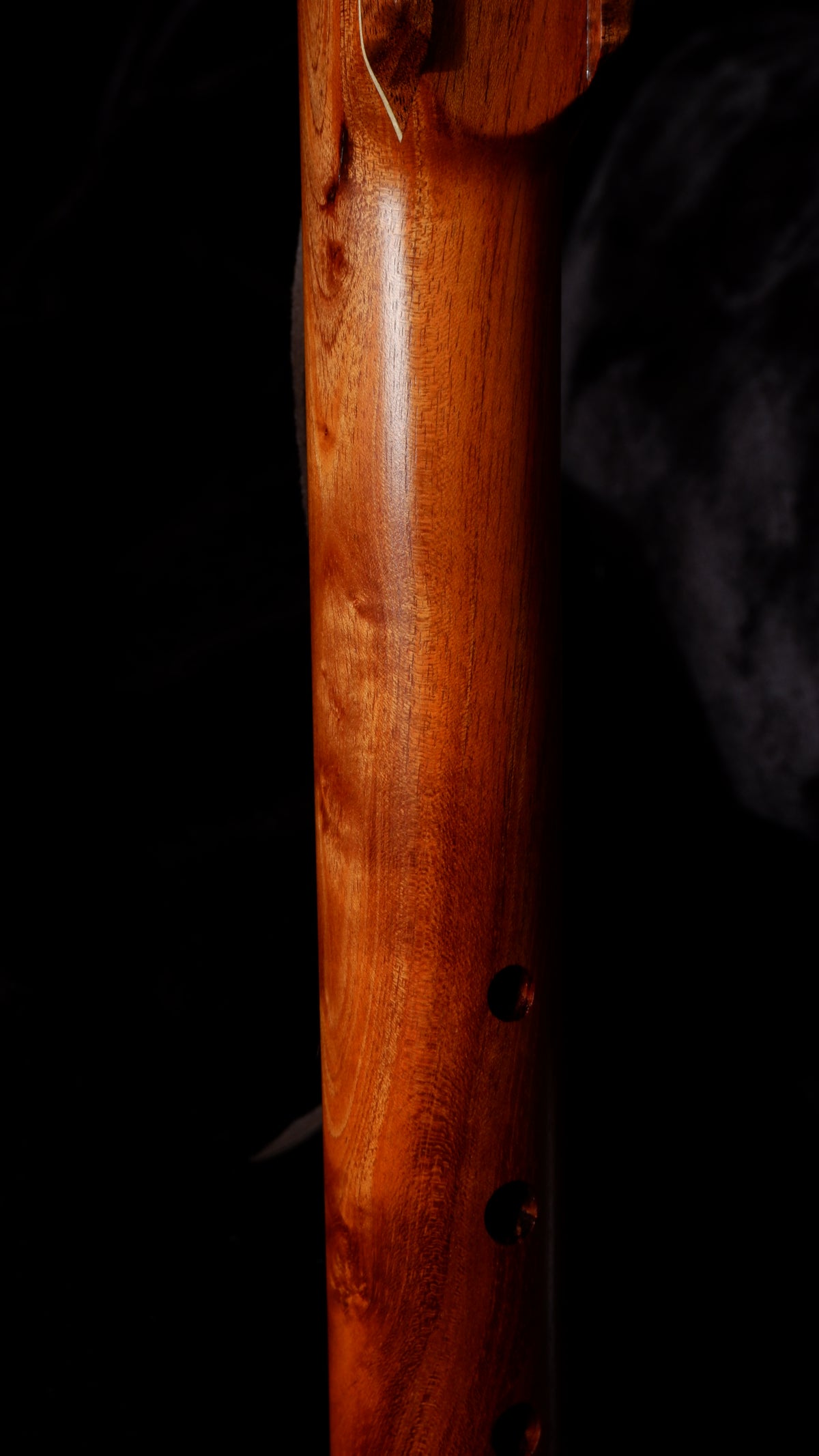 Australian Red Cedar Flute - Low D 432Hz