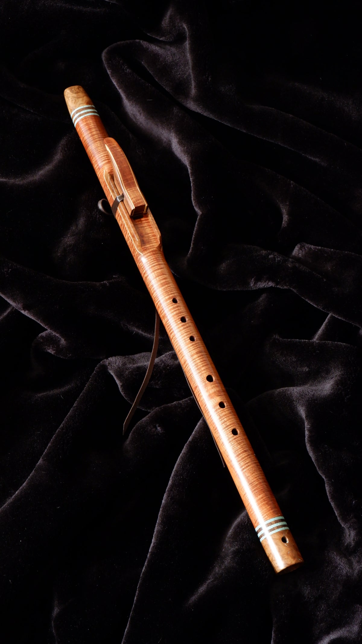 Fiddleback Blackwood Flute - E 440Hz