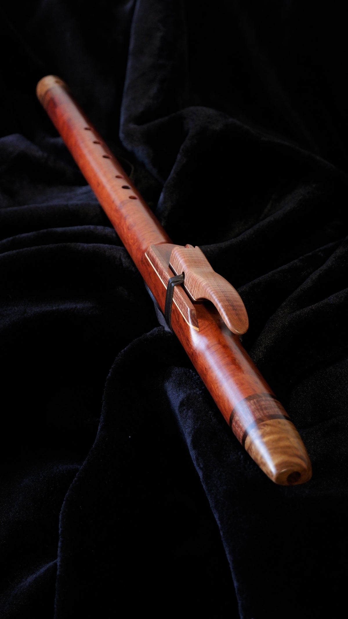 Lace Sheoak Flute - E 432Hz